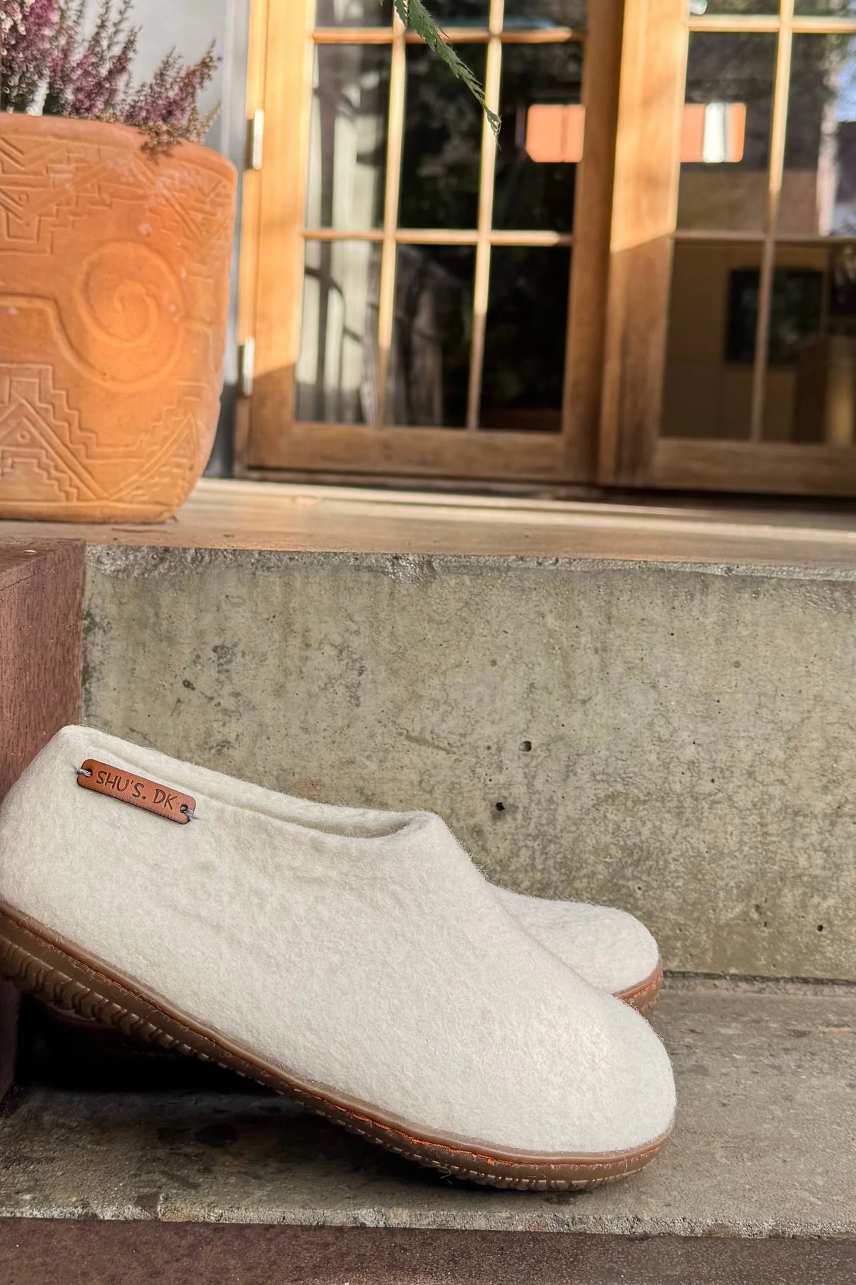 Ulltøfler med høy hælkappe (100 % ren ull) – Modell Beige m/Gummisåle