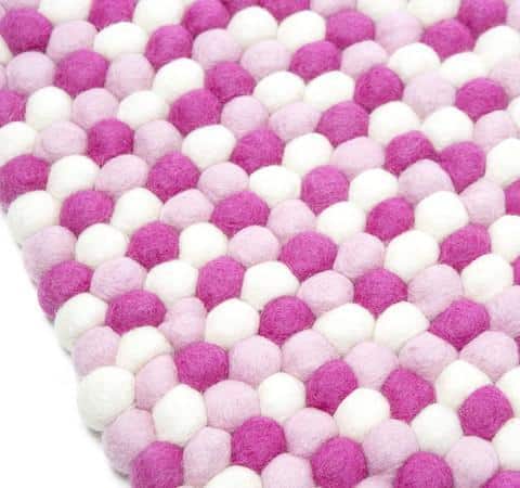 Håndlaget kuleteppe i 100 % ren ull – Rosa Flerfarget